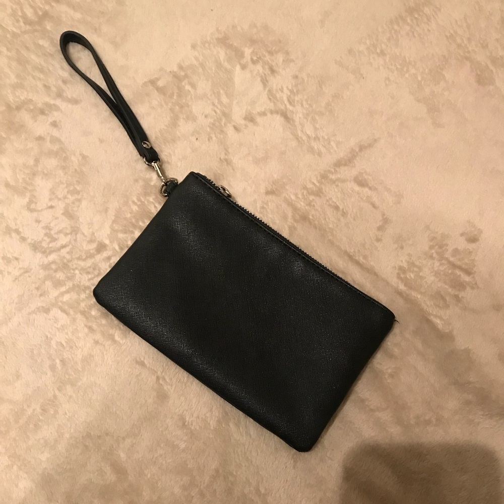 Express wristlet